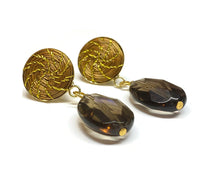 Load image into Gallery viewer, Golden stud hoop earrings with gemstone