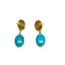 Load image into Gallery viewer, Golden stud hoop earrings with gemstone
